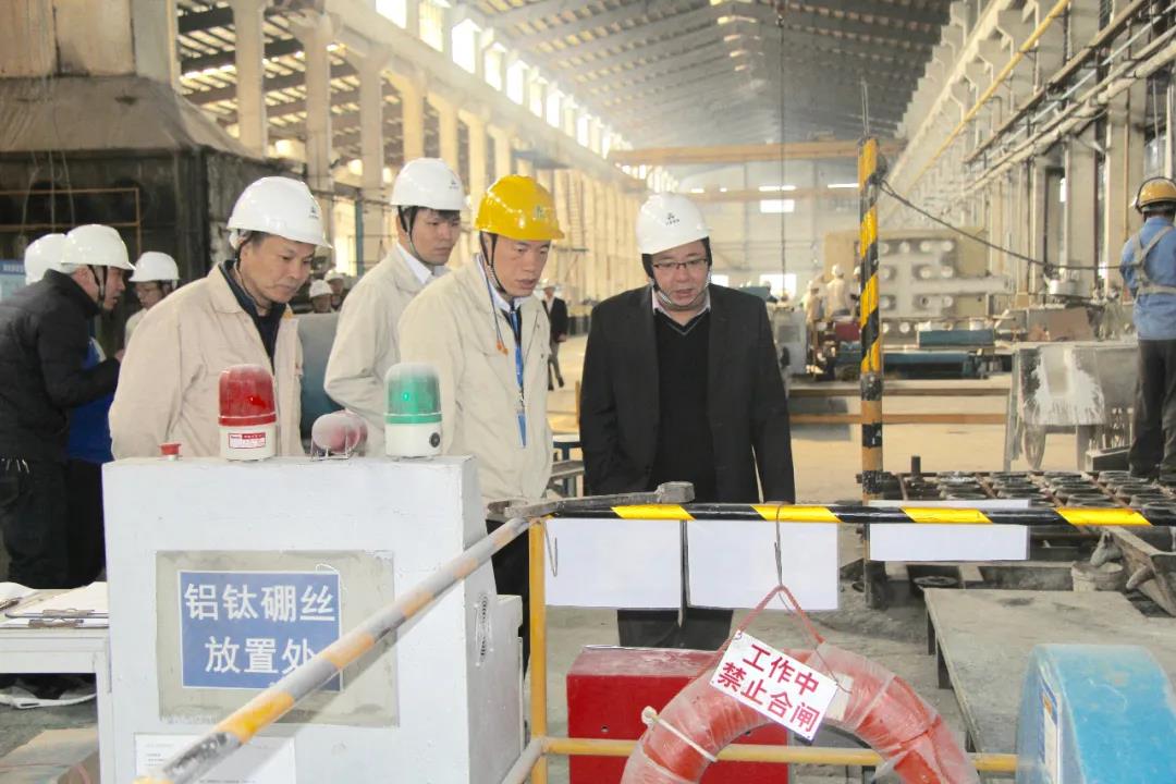 【书记论坛】兴发铝业党委书记、董事长刘立斌:传承建党精神“红色基因” 凝心聚力续写百年荣光 【书记论坛】兴发铝业党委书记、董事长刘立斌:传承建党精神“红色基因” 凝心聚力续写百年荣光