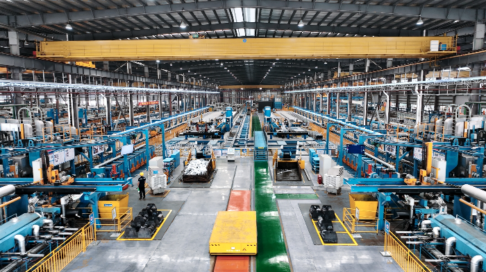 兴发铝业智能制造生产线.jpg